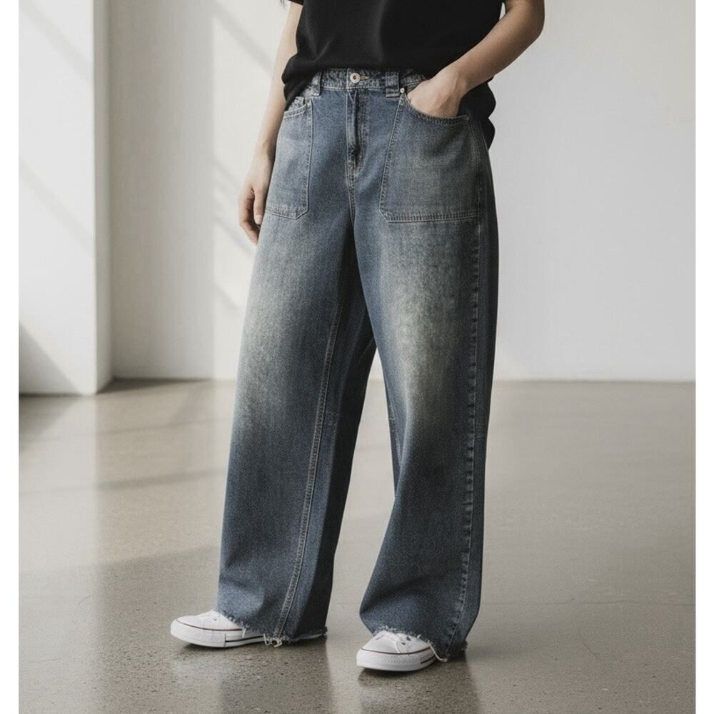BDG Wide Leg Carpenter Jeans Blue Size 32 Vintage Wash Raw Hem Street Style
